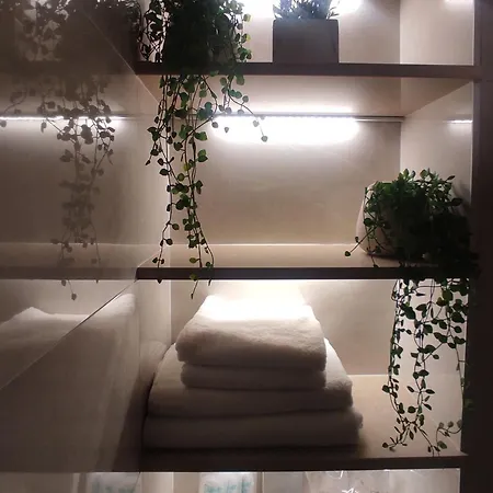 Porat 2 With Private Terrace